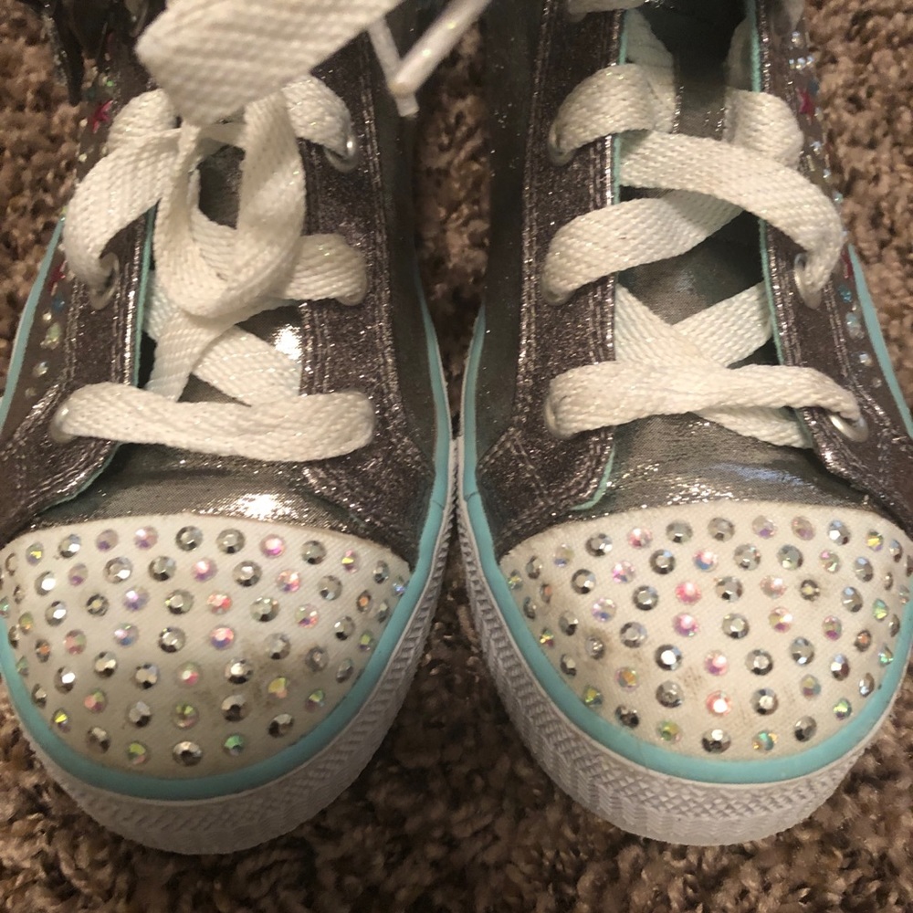 Sketchers twinkle toes shoes - Picture 3 of 11